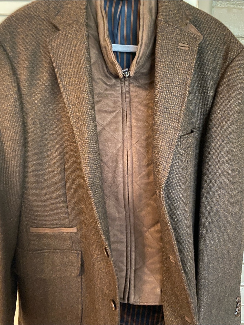 Johnston & Murphy Brown Wool-Blend Blazer with Zip-In Vest - Picture 7 of 12